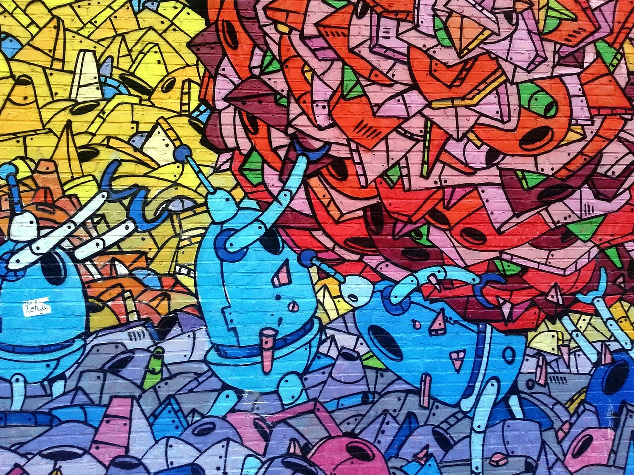 Abstract schilderij in strakke woonkameropstelling.